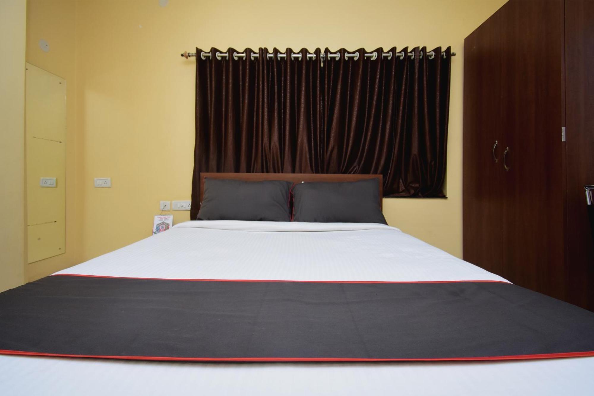 Super Collection O Gokul Residency Near Emami City Dumdum Opposite Raja Palace Hotel Dam Dam Luaran gambar