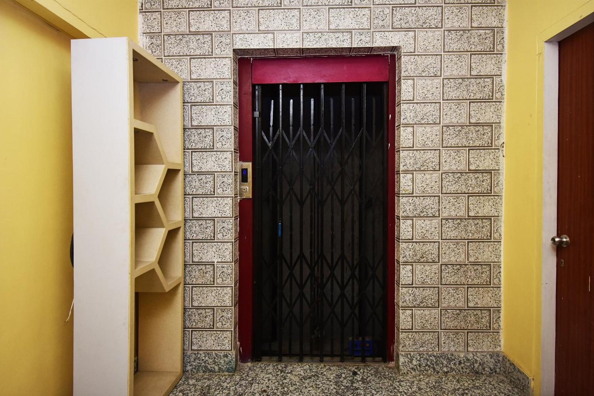 Super Collection O Gokul Residency Near Emami City Dumdum Opposite Raja Palace Hotel Dam Dam Luaran gambar